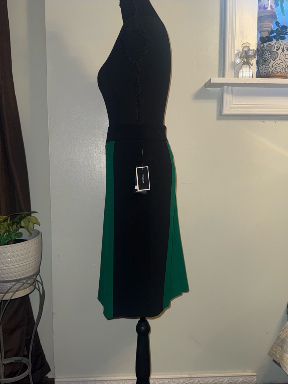 Nine West Green and Black A-Line Pencil Skirt - Picture 3 of 11